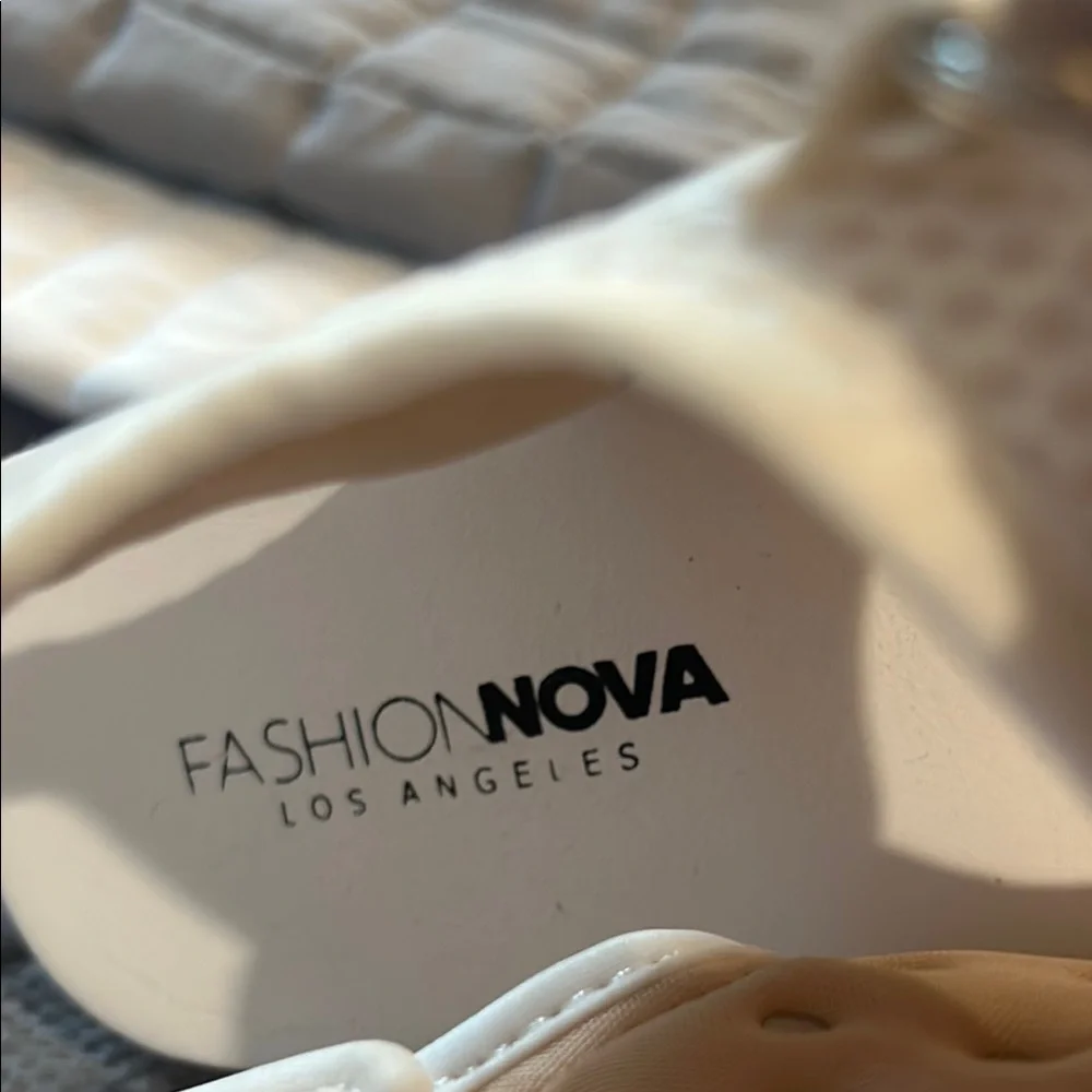 Fashion Nova White Gem-Embellished Sandals - Picture 4 of 5